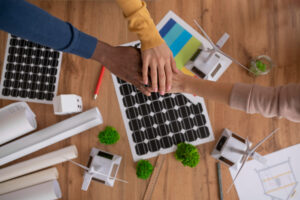 ¿Cómo encontrar un experto en energía solar? Claves para elegir al mejor profesional