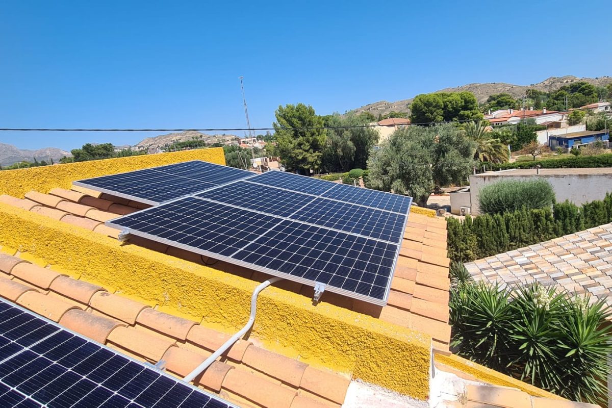 1e81686b-392e-427a-8566-3c20eae1c282